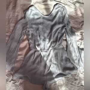 Topshop Satin Silk-Style Open Back Long Sleeve Romper Grey Jacquard Size US 4